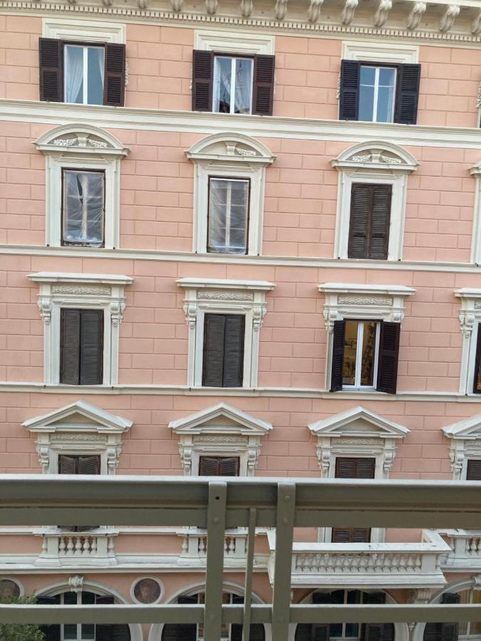 Our In - Via Machiavelli Rom